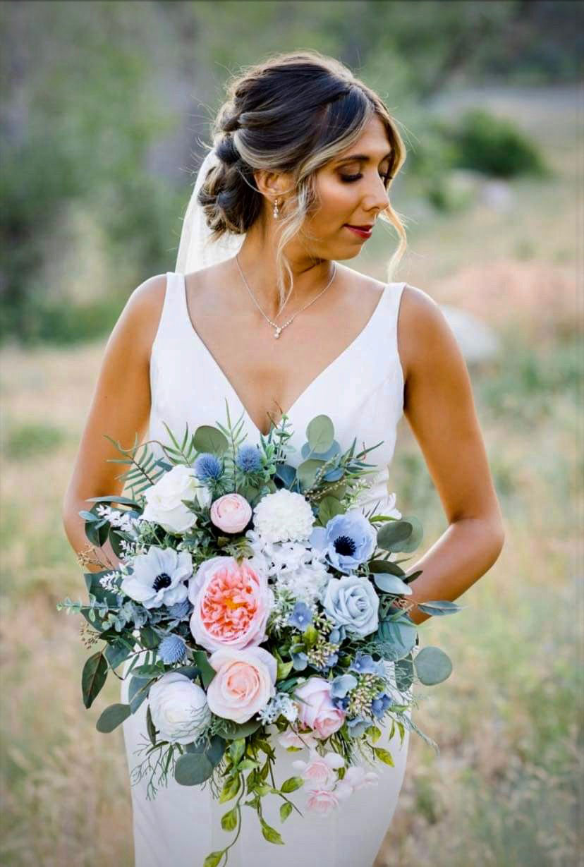 Custom Silk Floral Bridal Bouquet Wedding Floral Accessories
