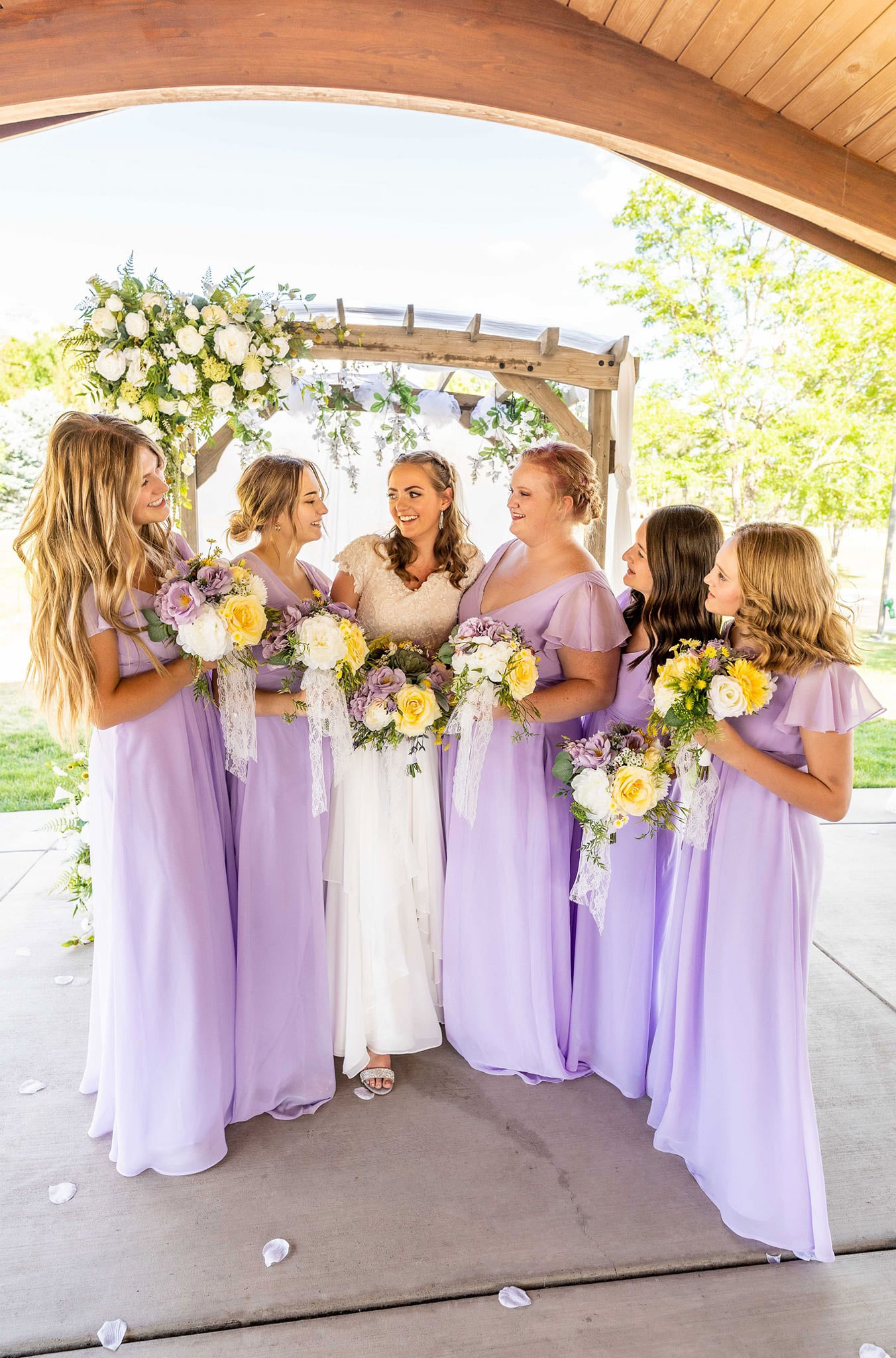 Custom Silk Floral Bridal Bouquet Wedding Floral Accessories