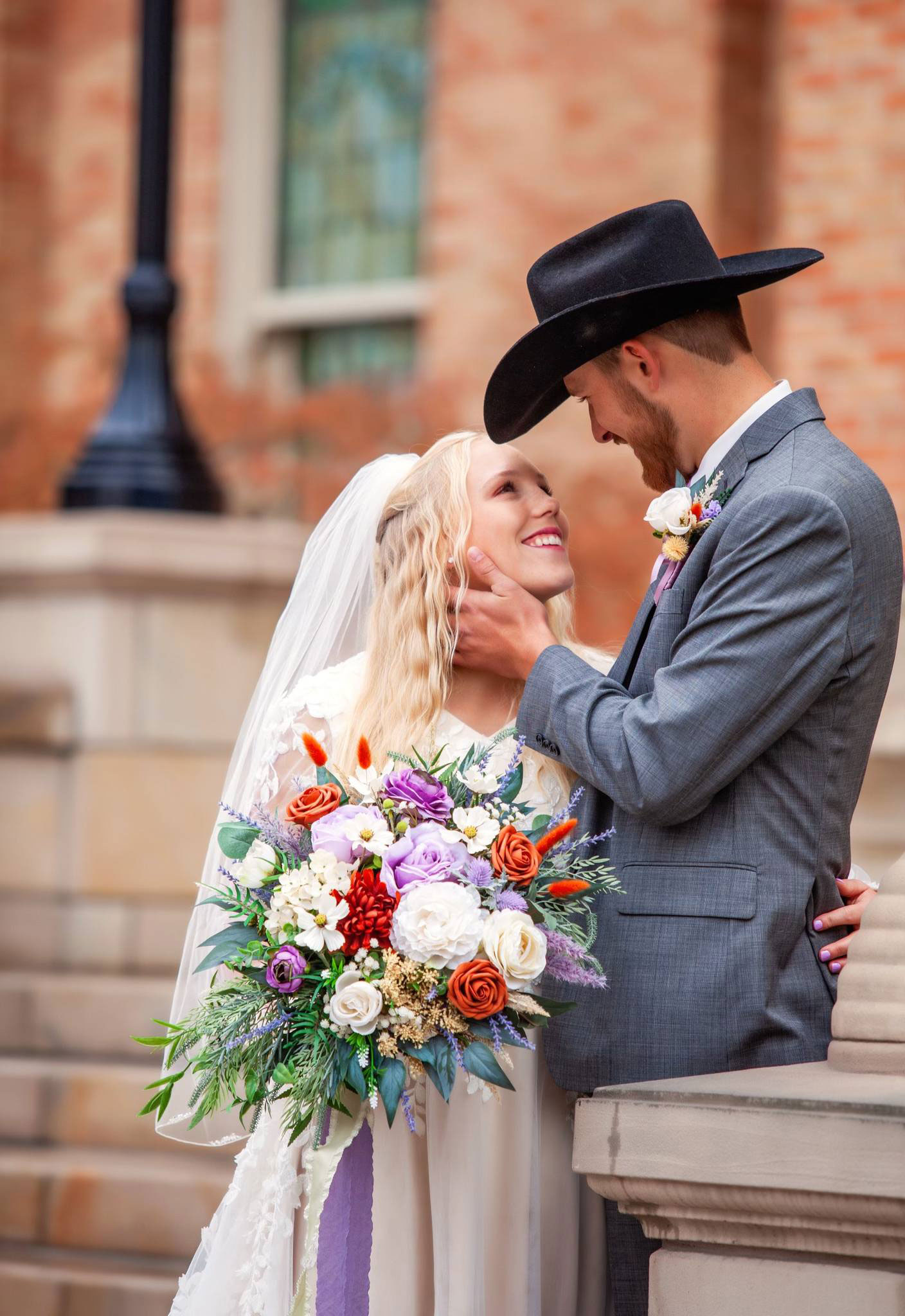 Custom Silk Floral Bridal Bouquet Wedding Floral Accessories