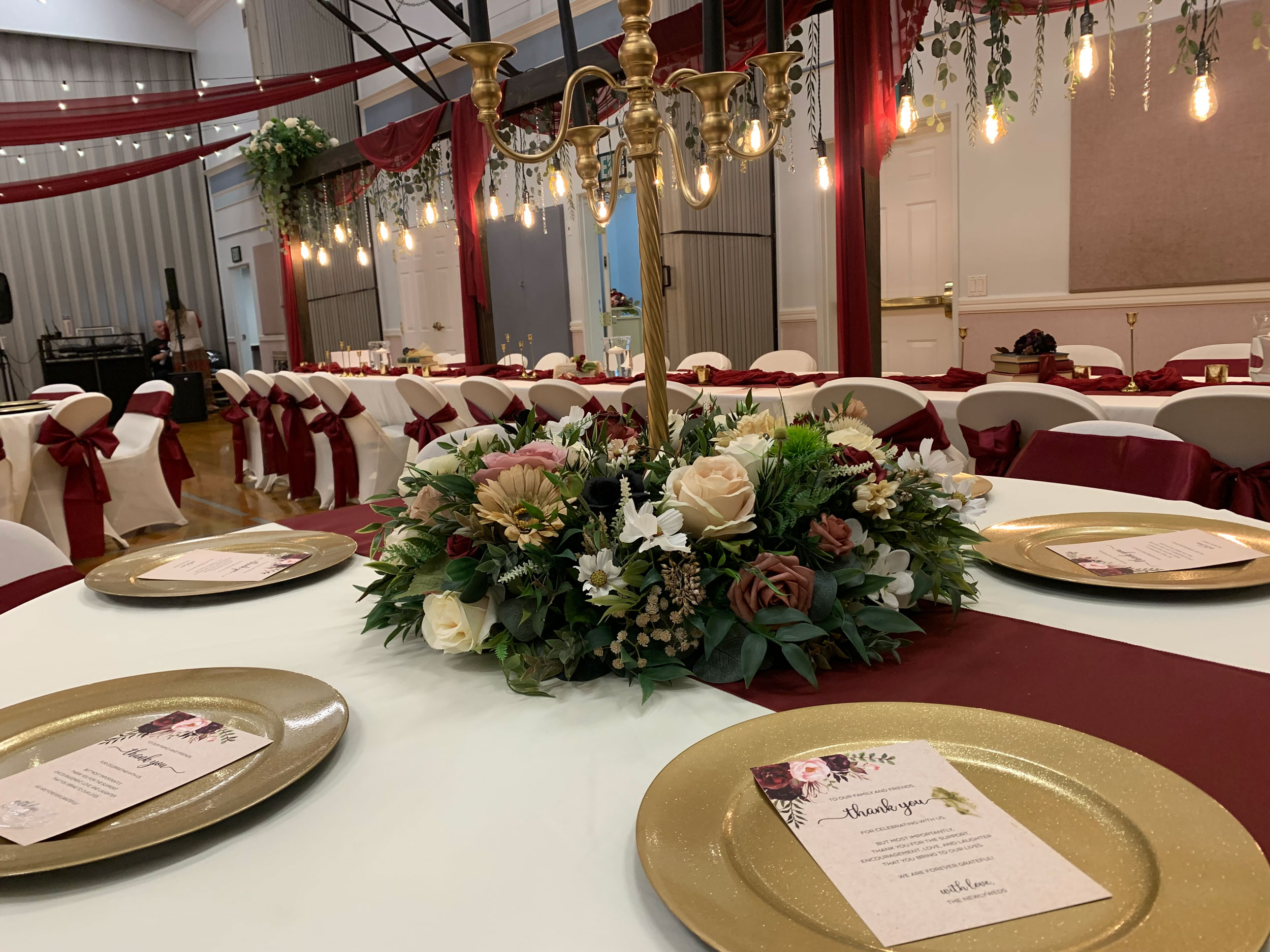 Camdas Wedding Floral and Rental Utah Lighted Table arches and Floral Table Wreath