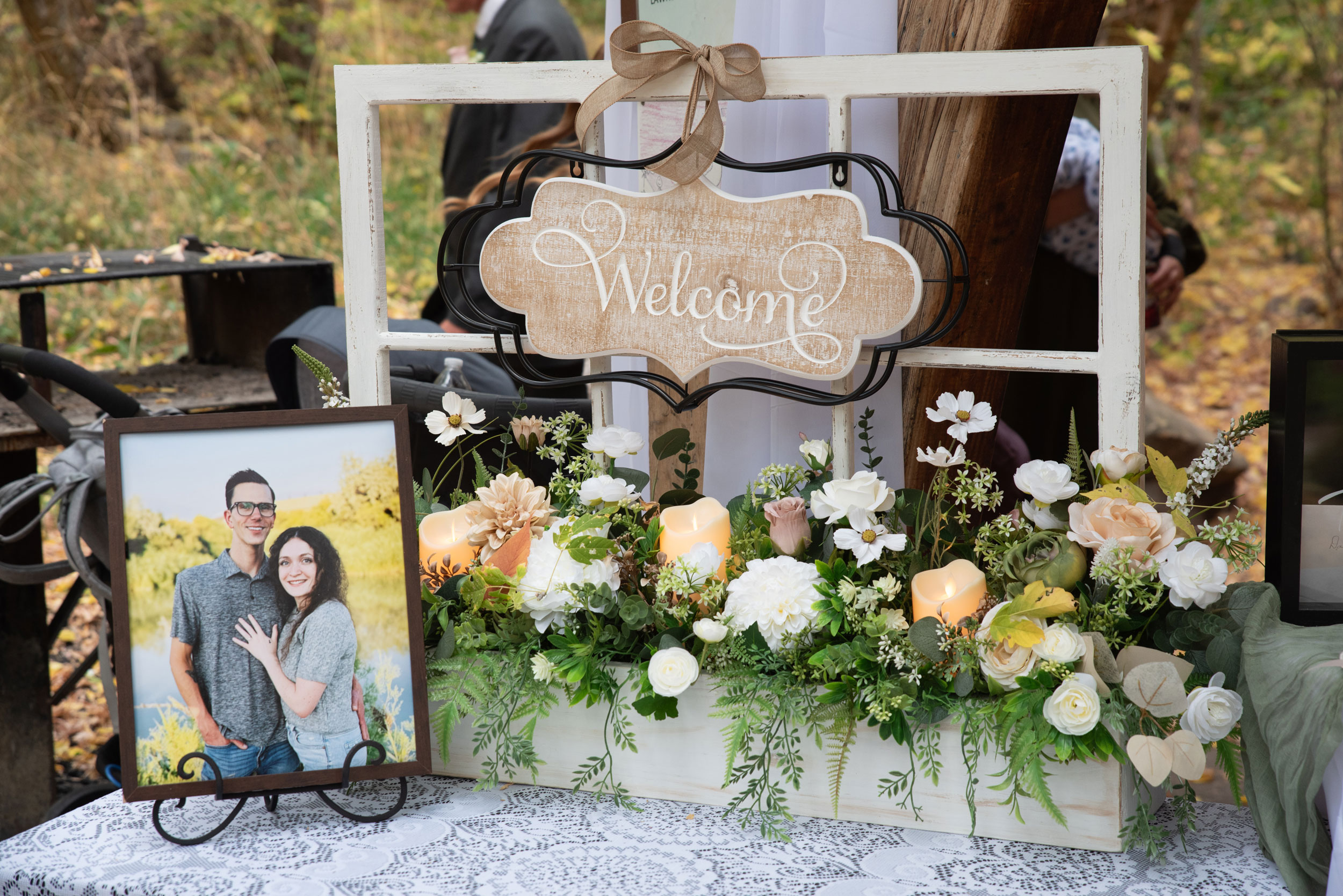 Camdas Wedding Floral and Rental Utah White Ivory Tan Roses Added Window Box