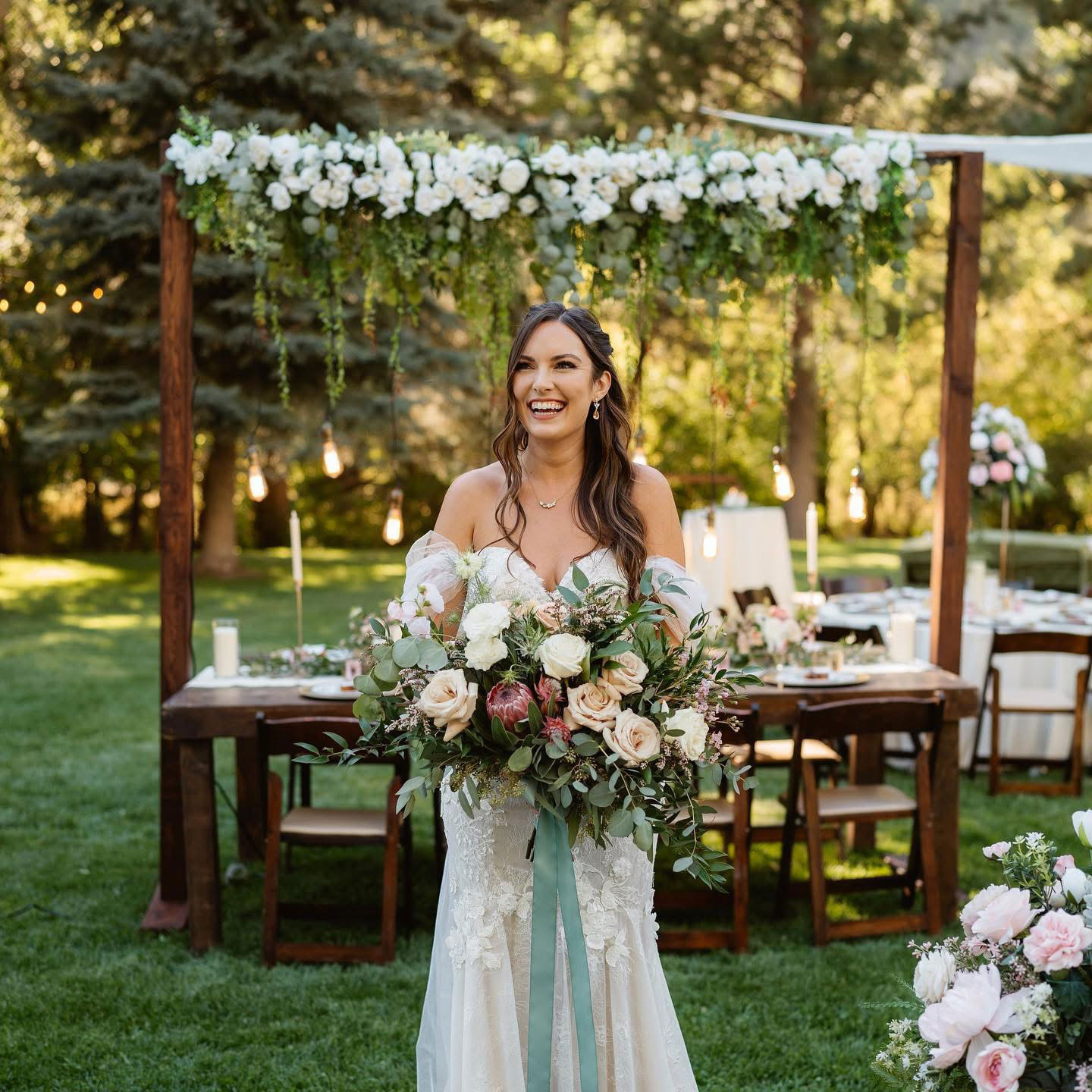 Custom Fresh Floral Bridal Bouquet Wedding Floral Accessories