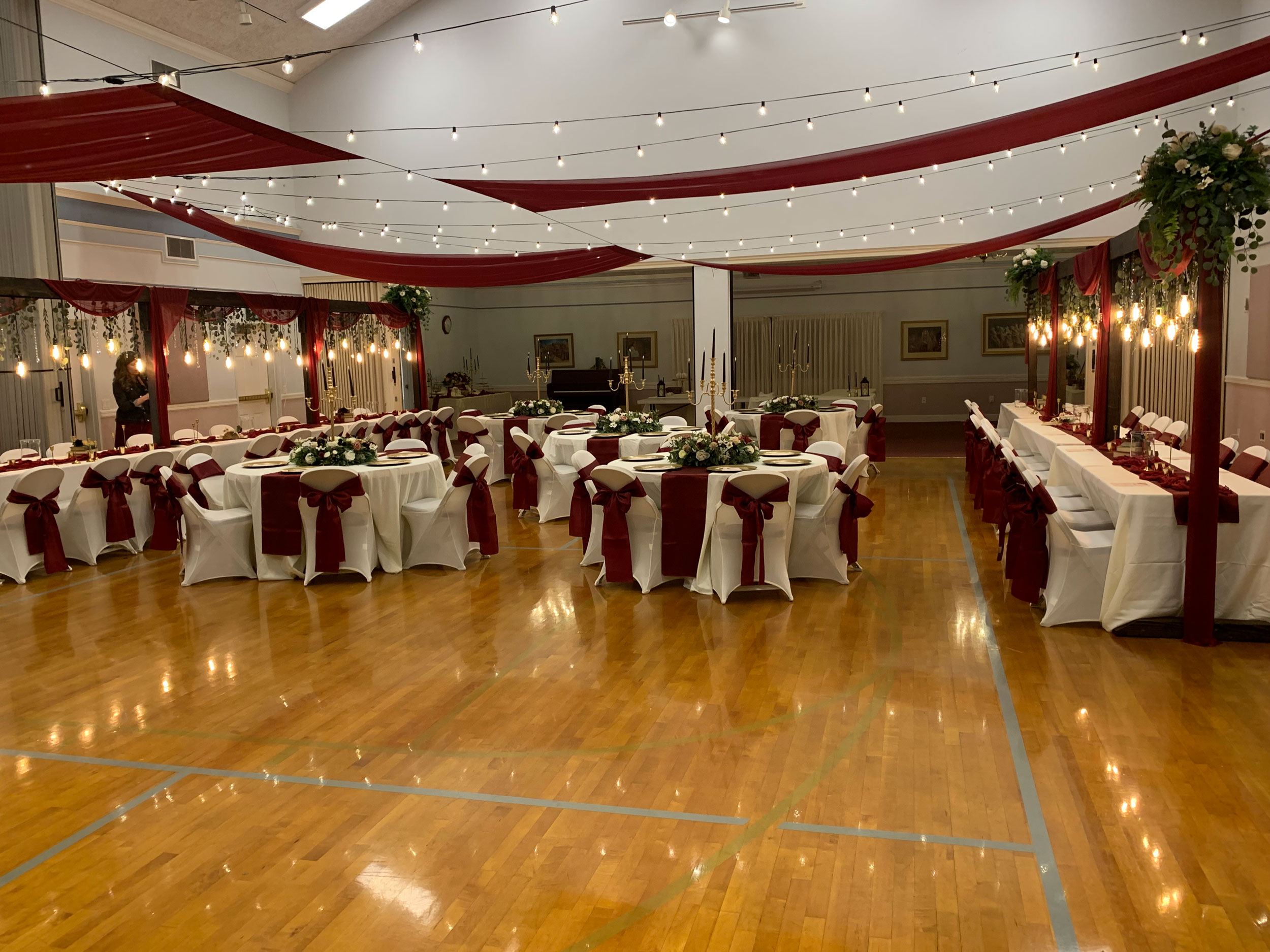 Camdas Wedding Floral and Rental Utah Lighted Table Arches