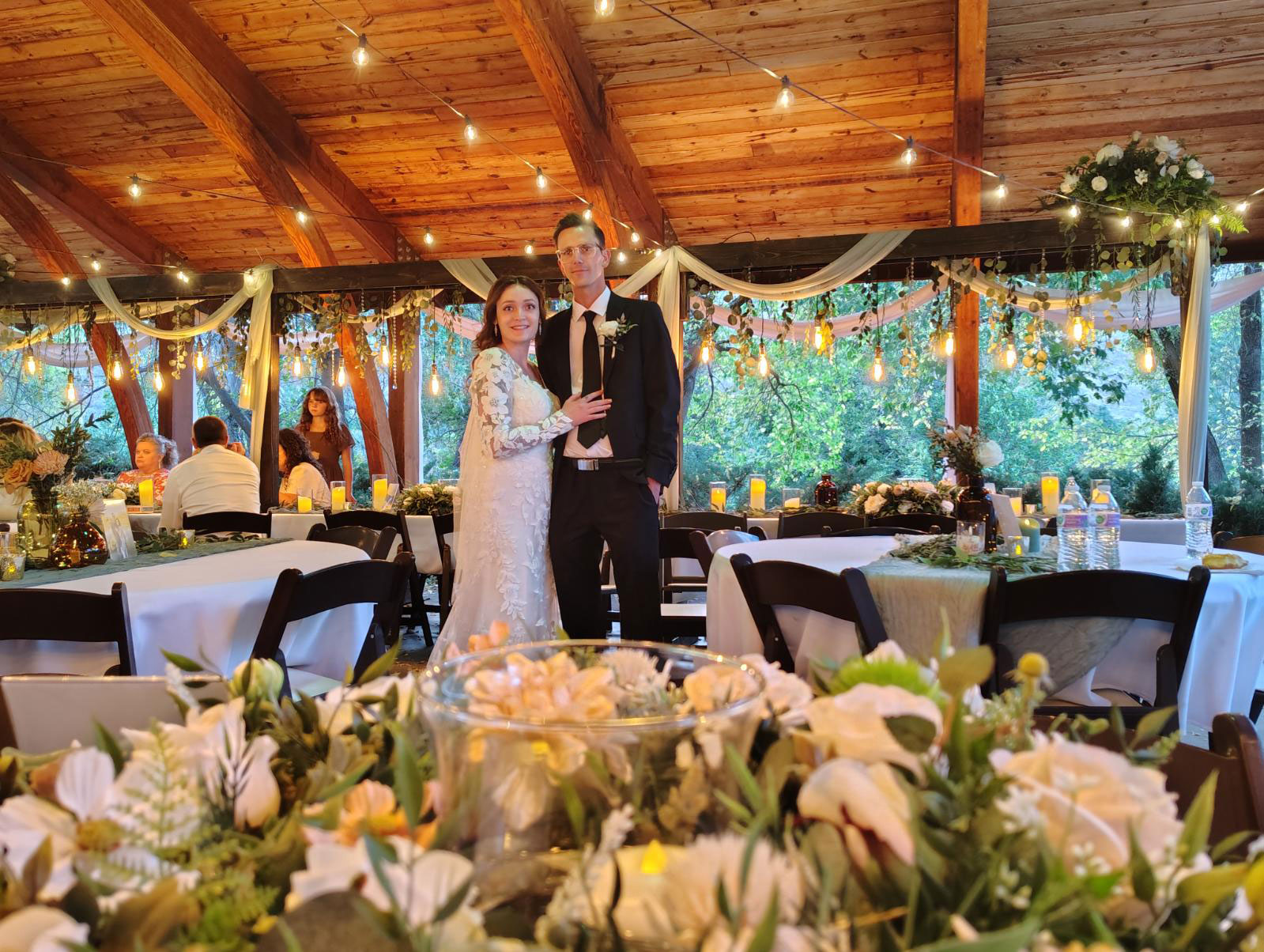 Camdas Wedding Floral and Rental Utah Cascading Vines Tan Ivory Lighted Table Arches