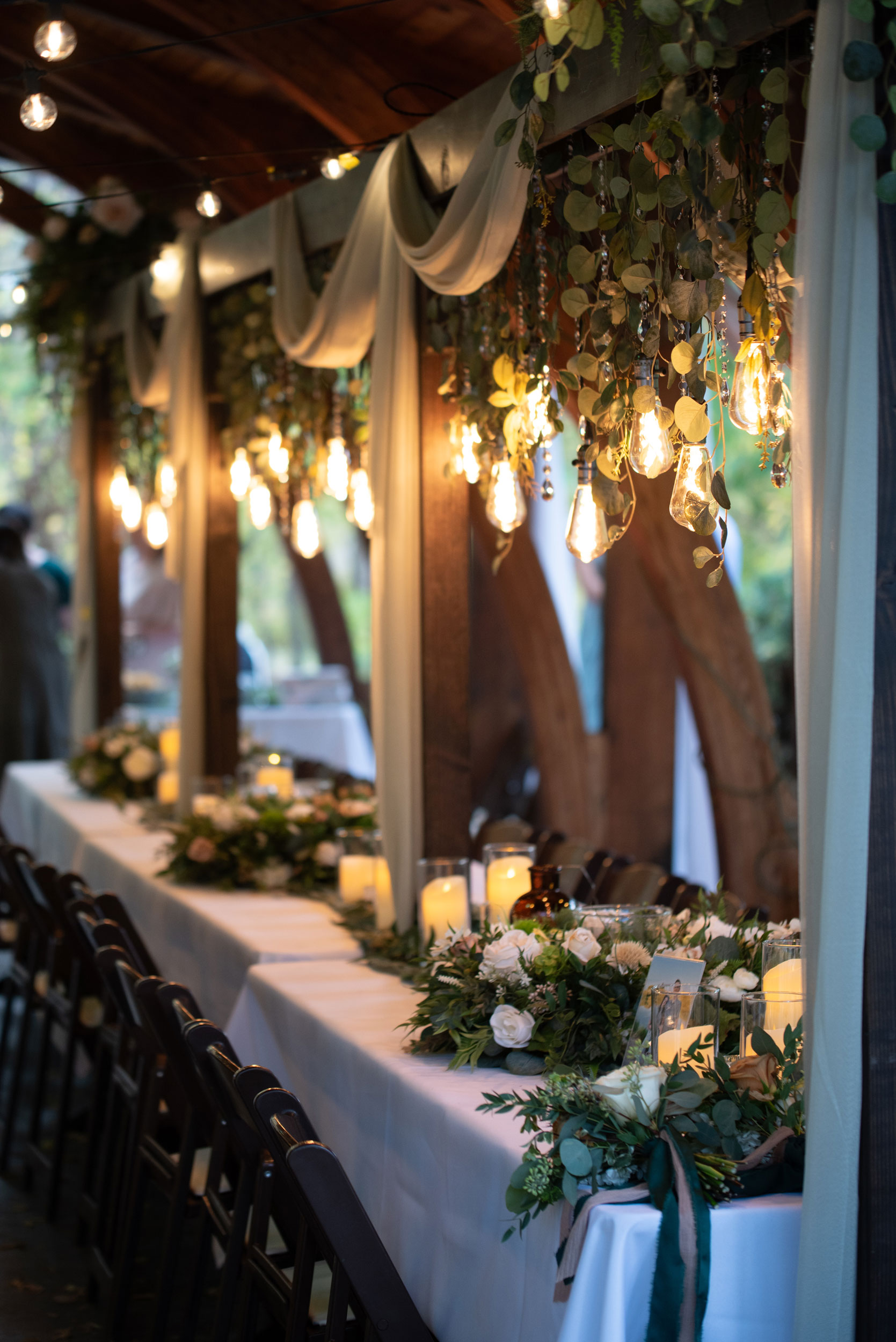 Camdas Wedding Floral and Rental Utah Cascading Vines Tan Ivory Lighted Table Arches