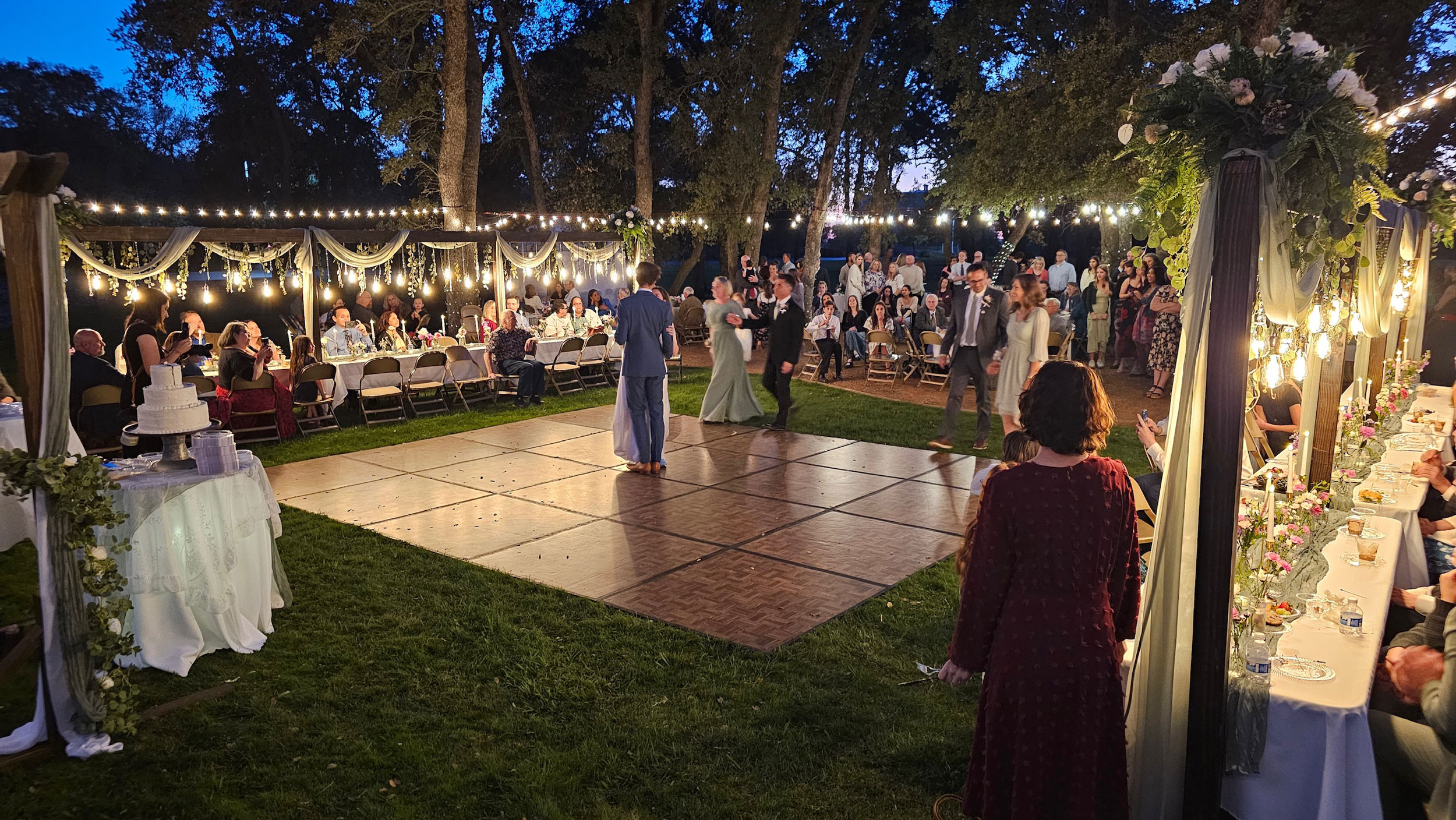 Camdas Wedding Floral and Rental Utah Lighted Table Arches