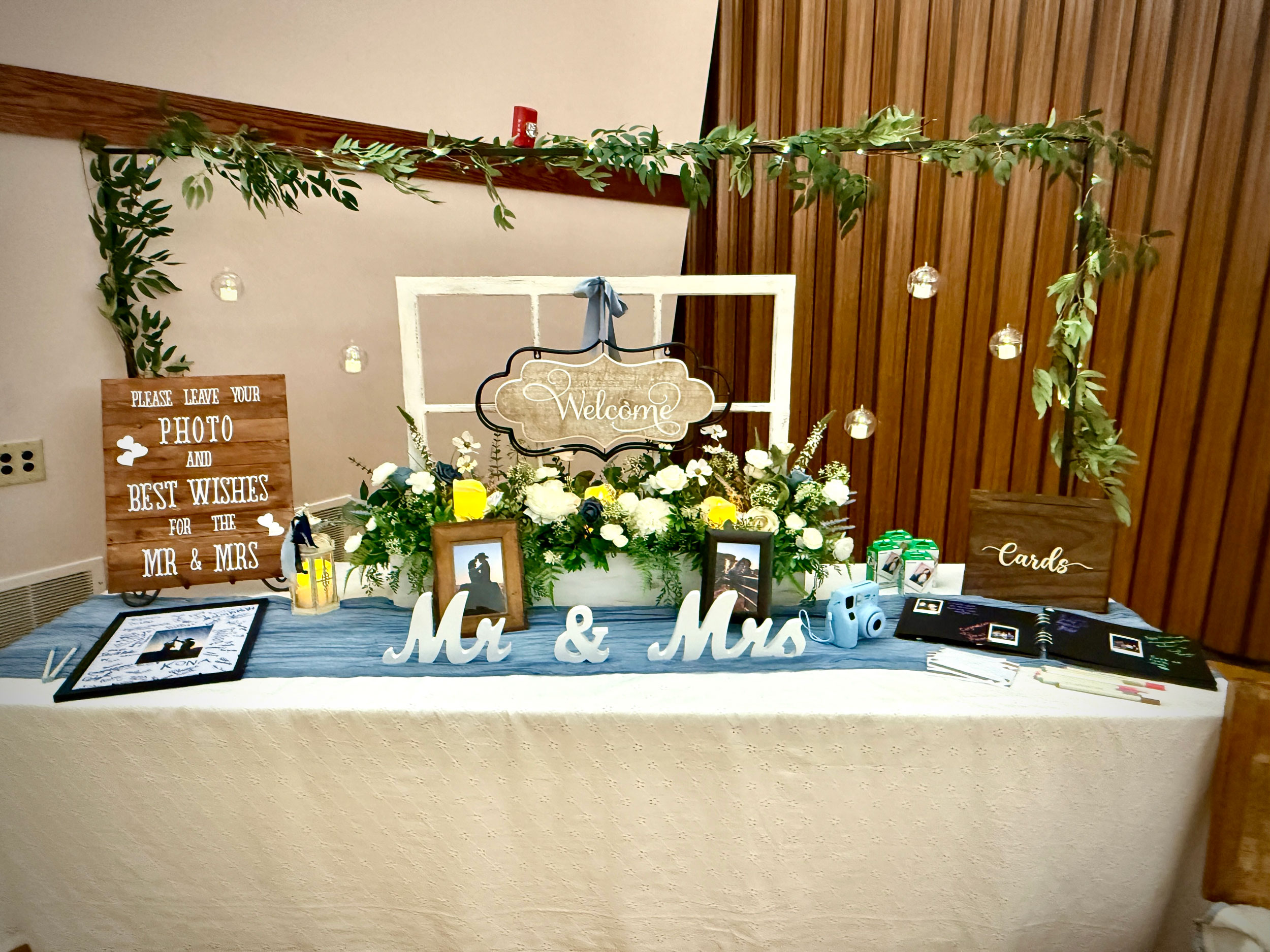 Camdas Wedding Floral and Rental Utah White Ivory Blue Added Window Box